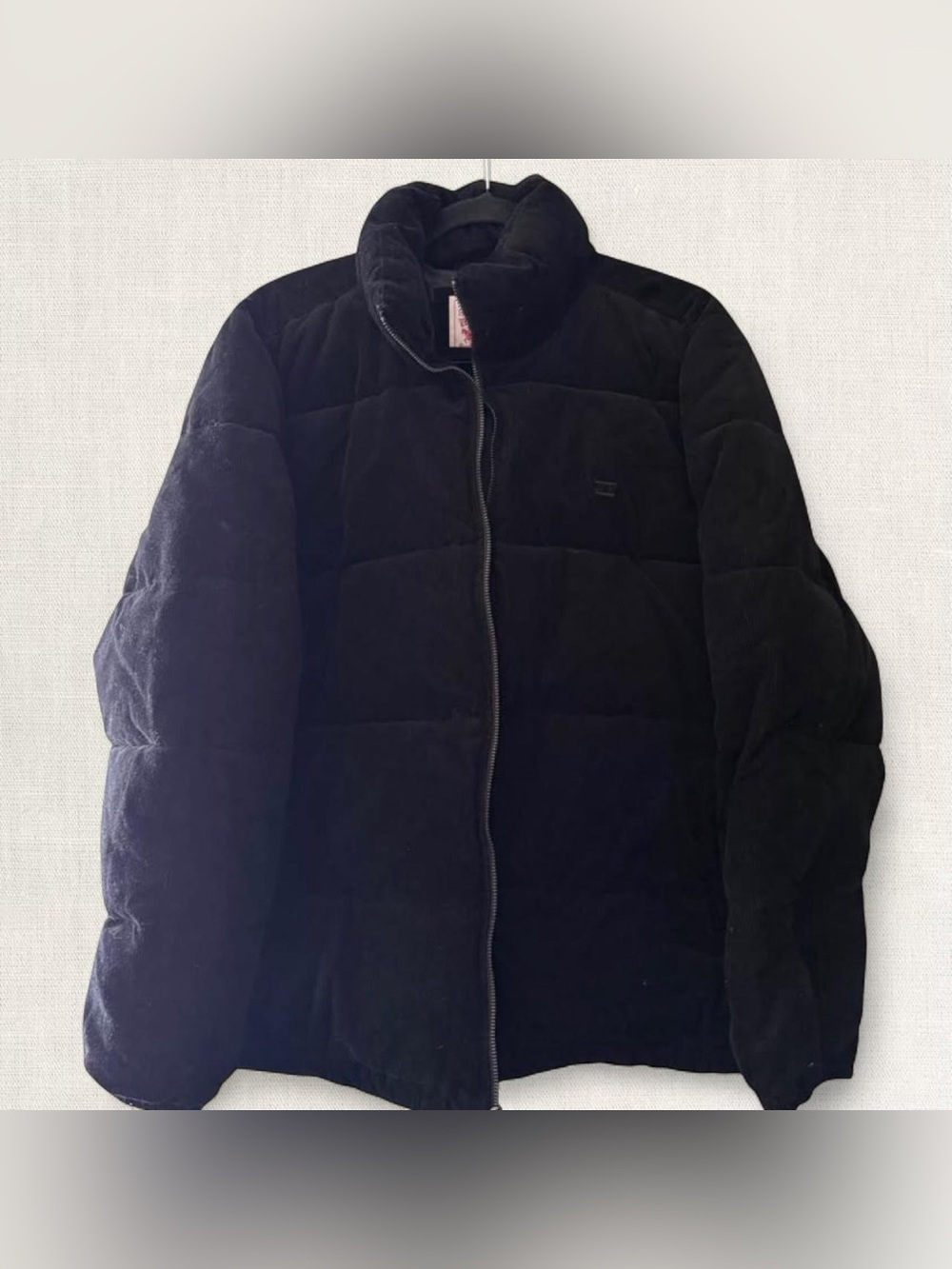 Levi’s Women’s Black Corduroy Puffer Coat  with Front Pockets